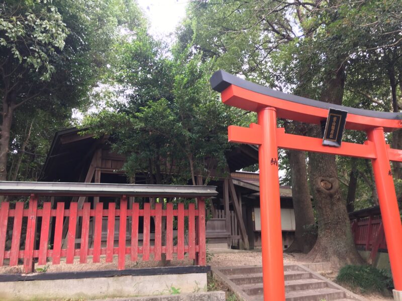 斎山稲荷神社の鳥居