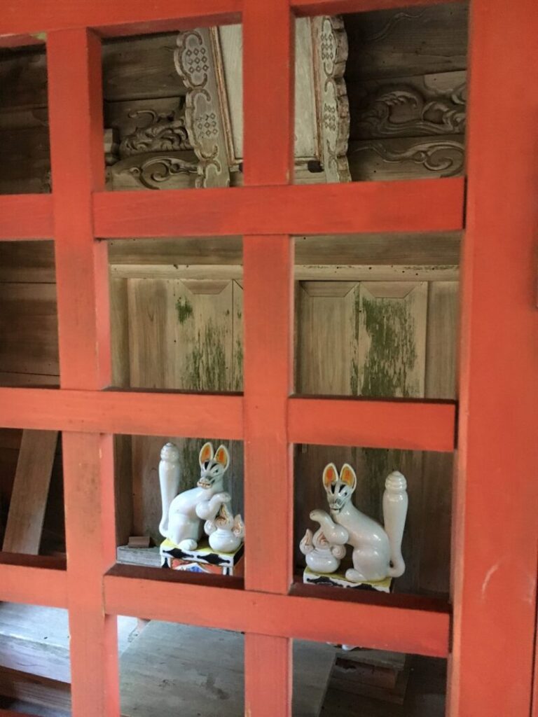 吉野神社の橋立稲荷