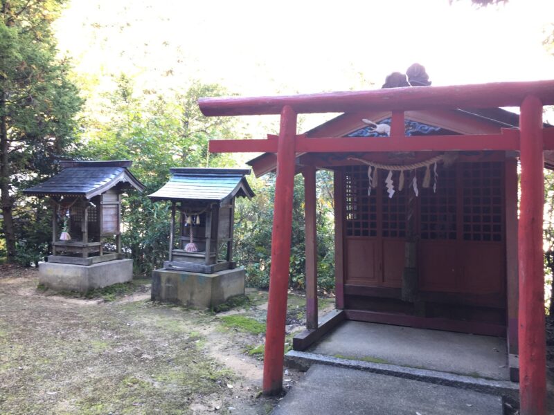 吉野神社の境内社