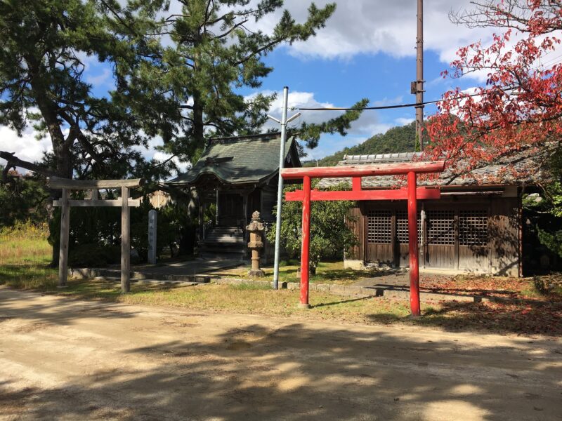 江之姫神社と稲荷堂