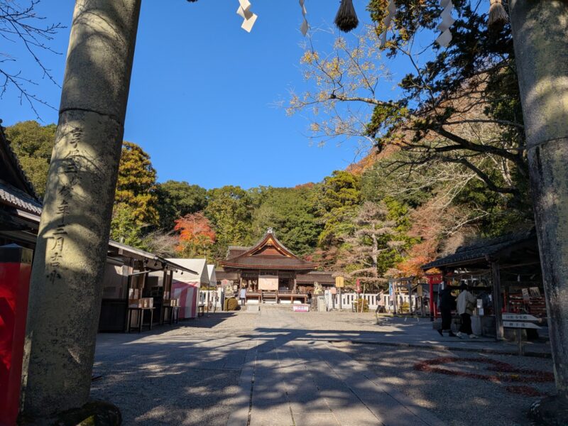 出雲大神宮の境内